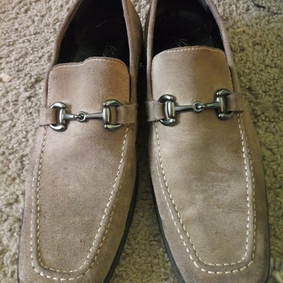 Tan loafers - Picture 3 of 3
